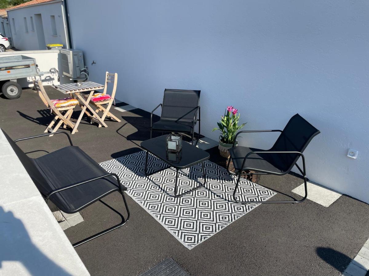 Apartamento Repos Paisible Talmont-Saint-Hilaire Exterior foto